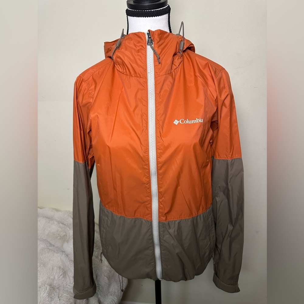 Columbia Women's Vibrant Orange and Tan Windbreaker